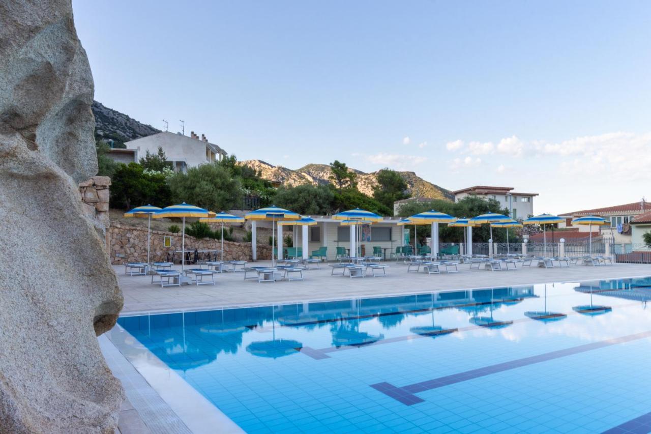 Hotel Brancamaria Cala Gonone Exteriér fotografie