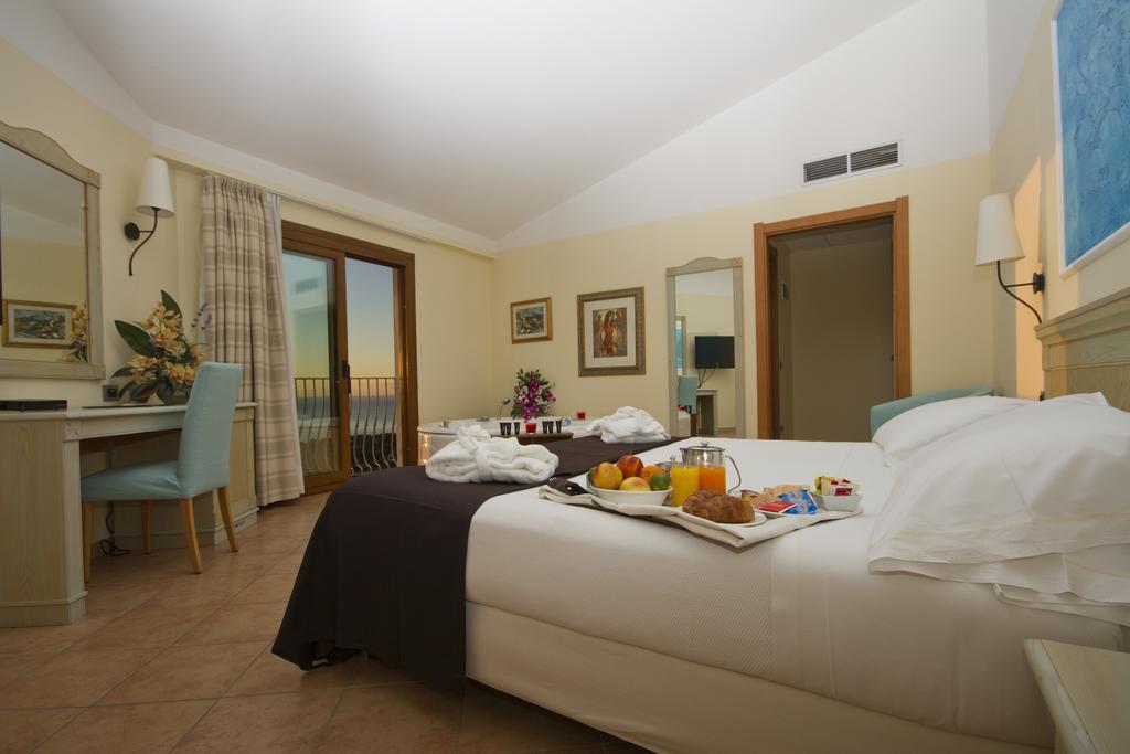 Hotel Brancamaria Cala Gonone Exteriér fotografie